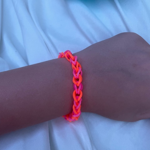 Pink and orange loom bracelet - Picture 2 of 2
